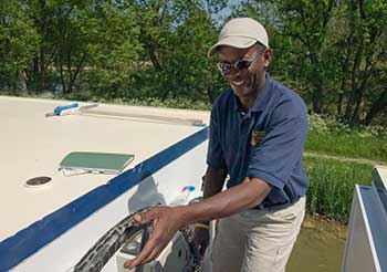 Barge pilot