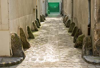 Nemours pedestrian guards