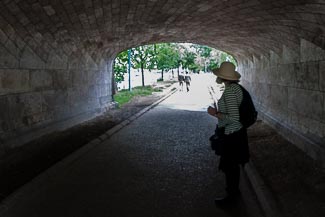 Tunnel on Allee aux Cygnes