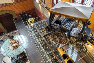 Model car and Statue of Liberty in chapel of Musee des Arts et Lumiers