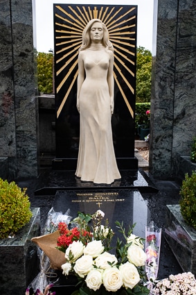 Dalida statue, Tombe de Dalida, Montmartre