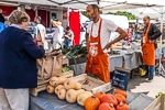 Place des Halles food market, Beauvais