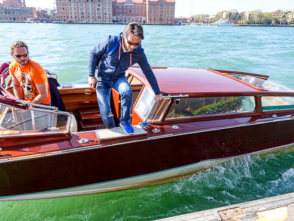 water taxi photo