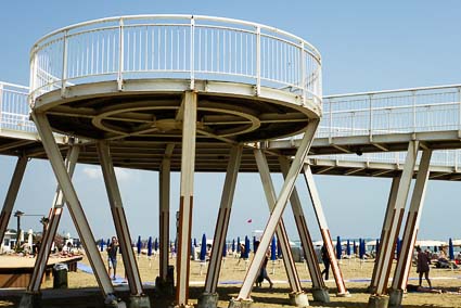 Blue Moon beach, Lido